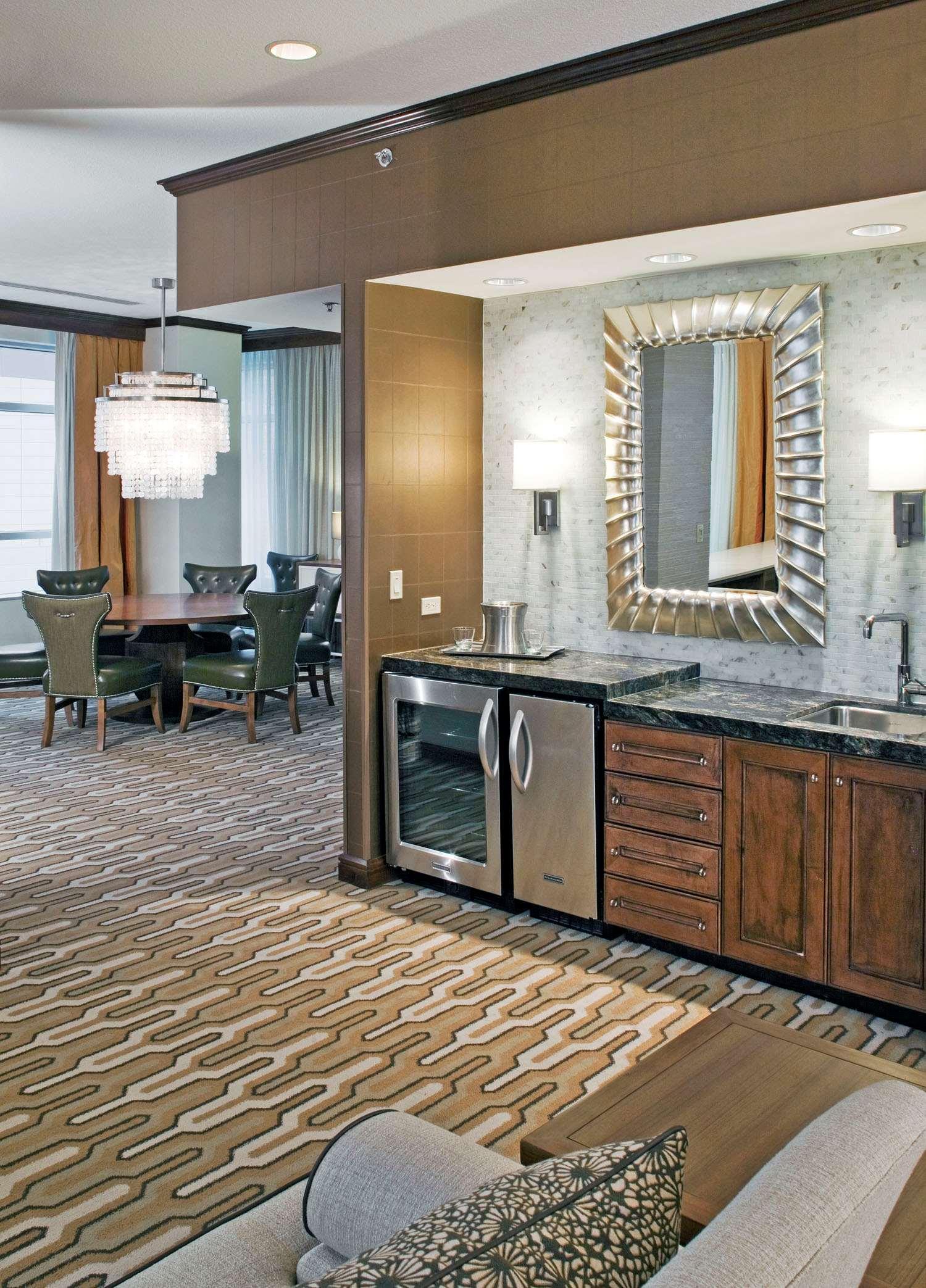 Hilton Omaha Hotel Стая снимка