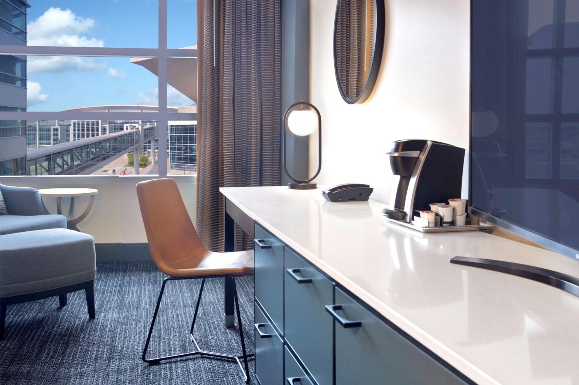 Hilton Omaha Hotel Екстериор снимка